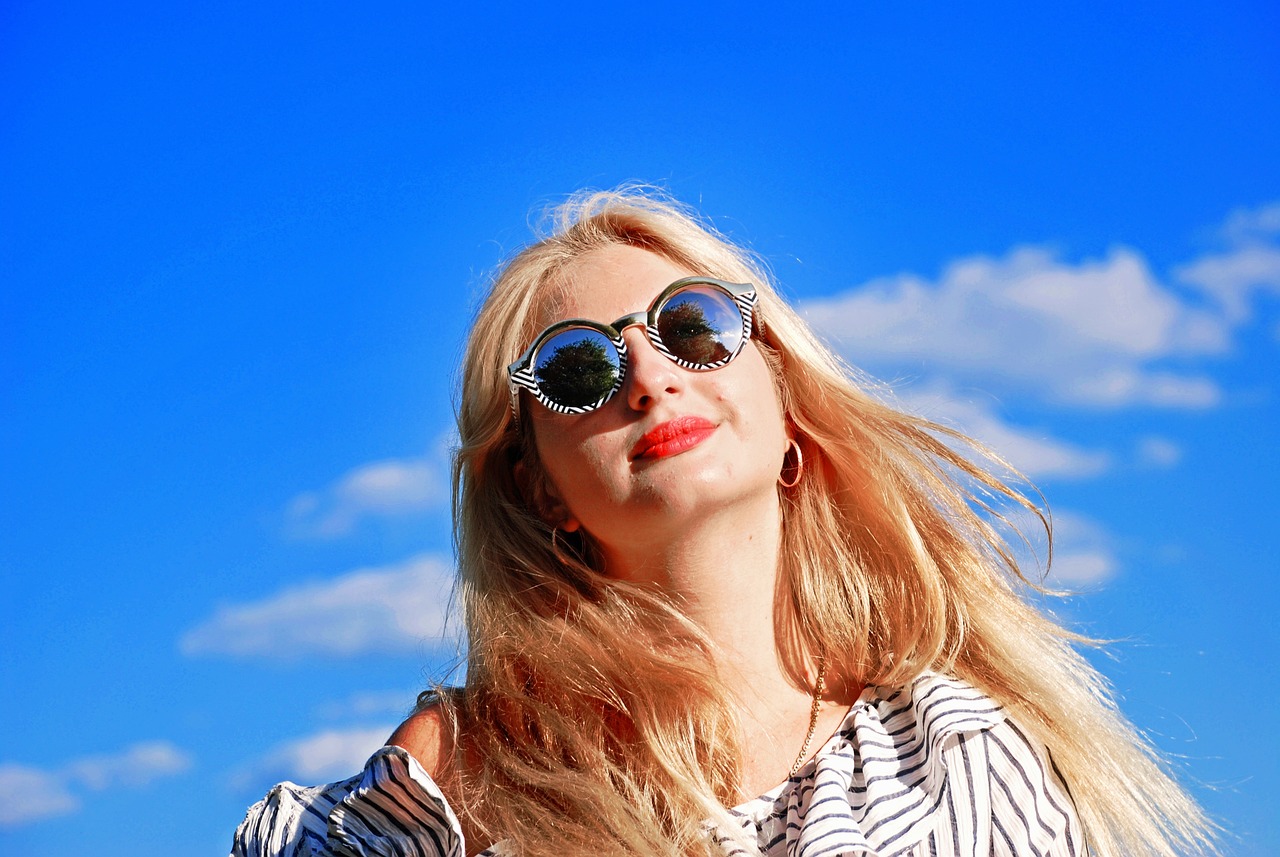 美女剃光頭，時尚個性的獨特表達最新文章