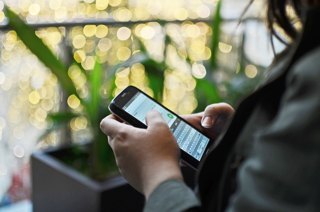 探索9767行業(yè)官網(wǎng)app，安全合法的全新體驗(yàn)與最新下載