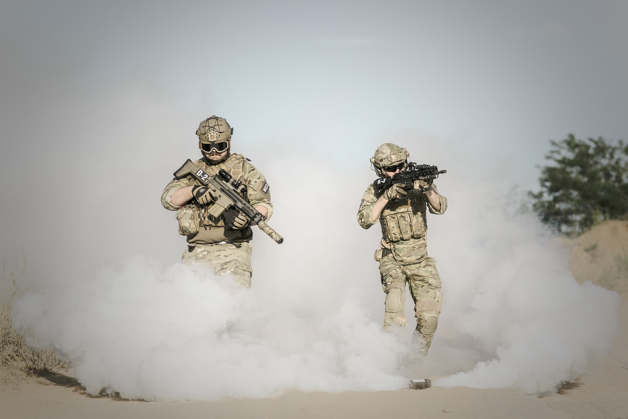 鳳凰視頻深度解析最新軍事新聞，展現軍事力量全新面貌
